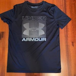 Boys Large Under Armour Black Heatgear T-Shirt